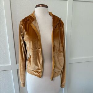 Fabletics Jogger Set